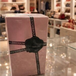 Viktor & Rolf Flower Pink Box with Black Ribbon